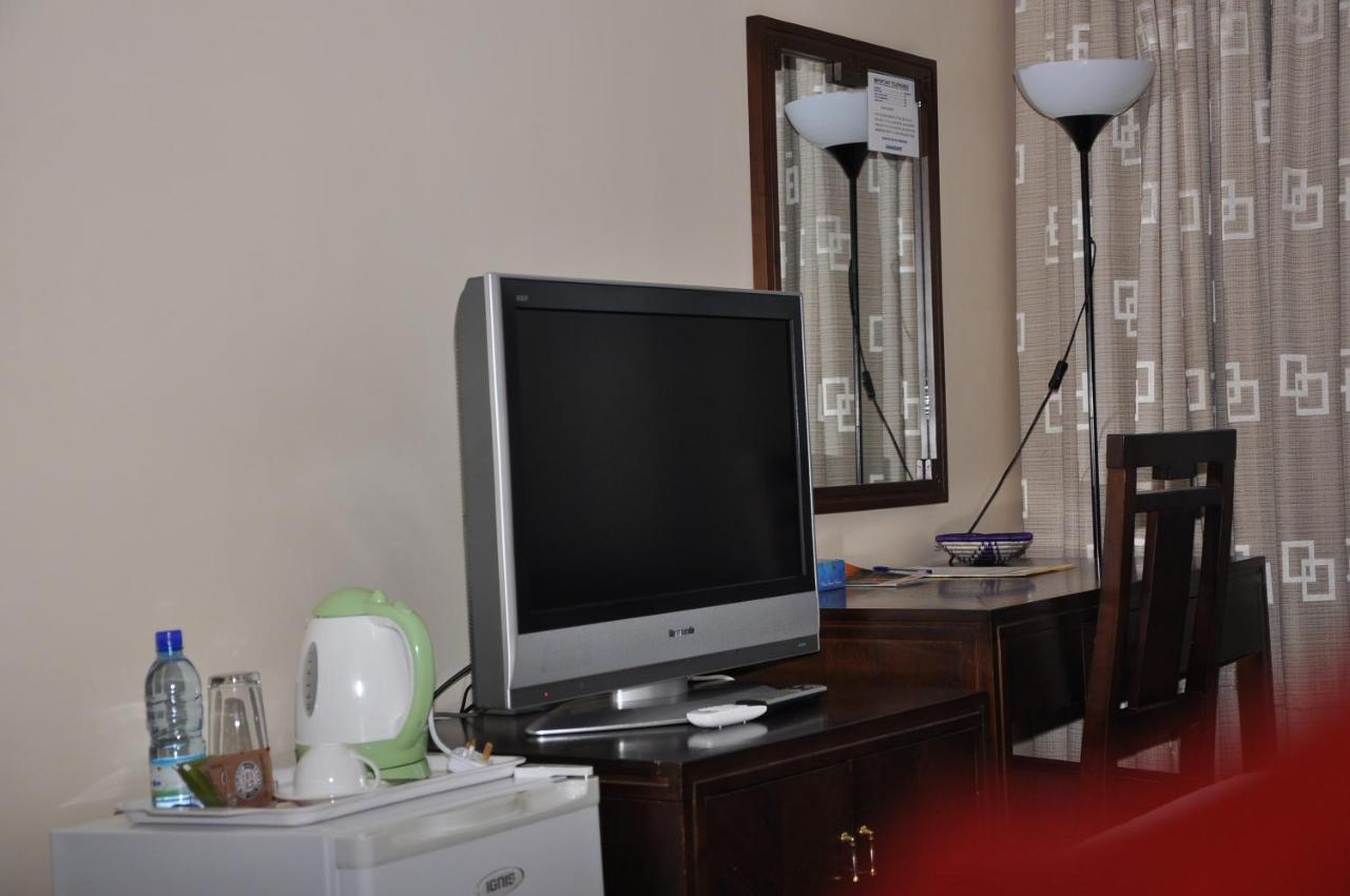 Garr Hotel Kigali Exterior photo